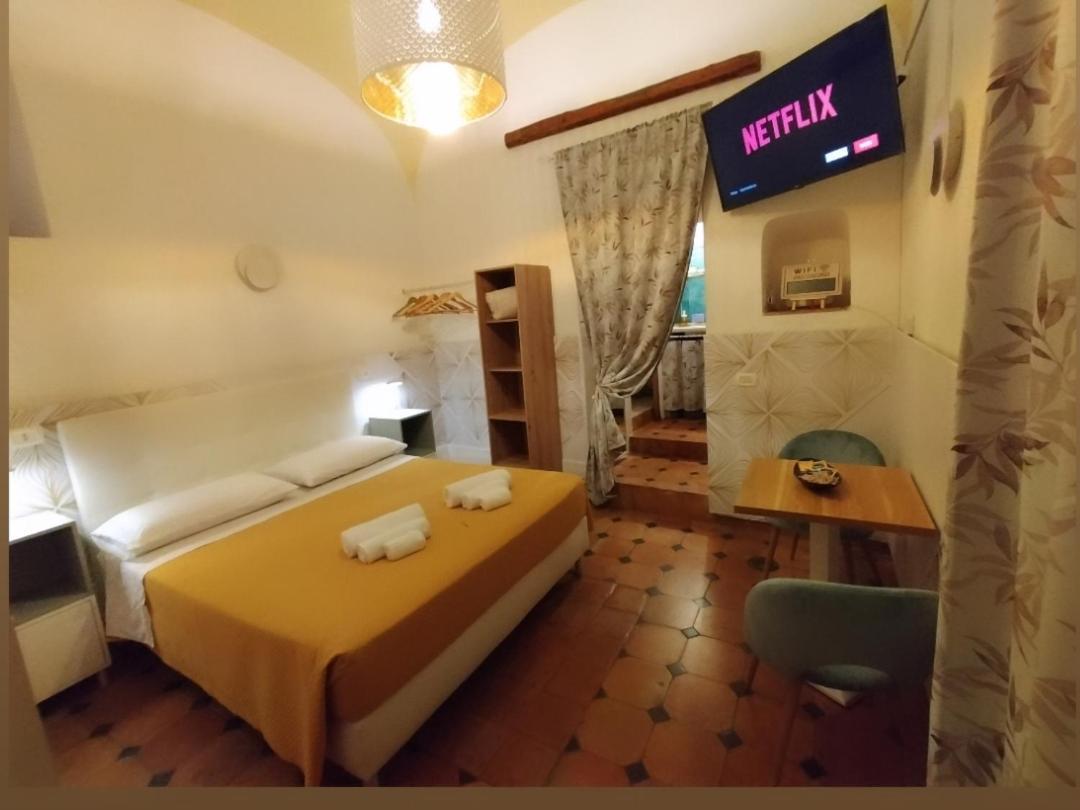 Siconolfo 5 Apartment ซาแลร์โน ภายนอก รูปภาพ